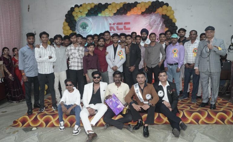 कोरबा कम्प्यूटर कॉलेज में वरिष्ठ छात्र-छात्राओं को दी गई भावभीनी विदाई