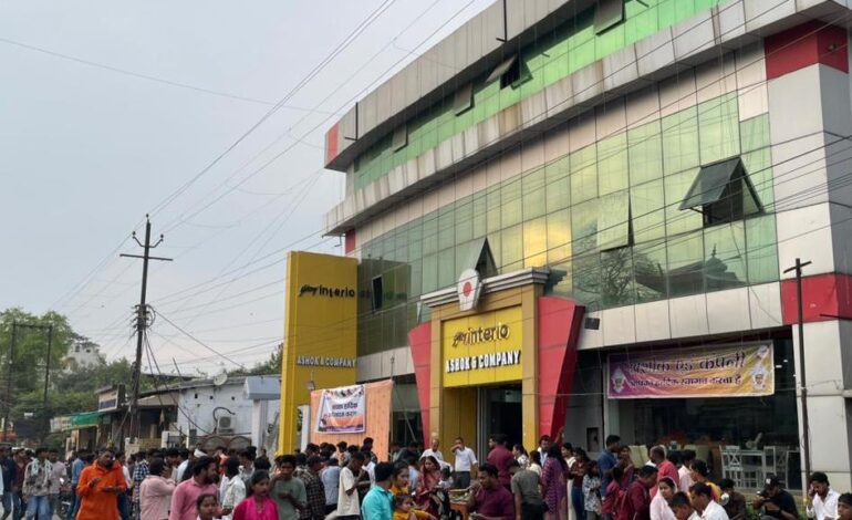 हिन्दू नववर्ष प्रतिपदा पर श्री सप्तदेव मंदिर में भव्य स्वागत 30,000 से अधिक श्रद्धालुओं को खिचड़ी एवं शर्बत वितरण