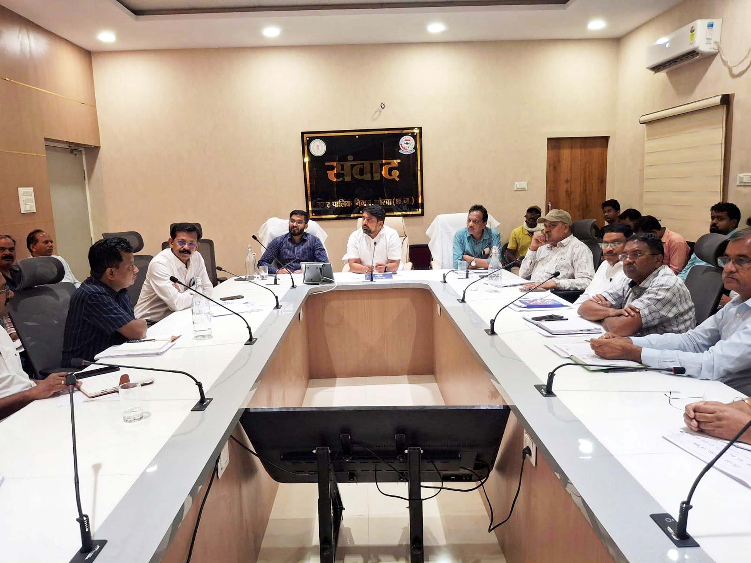 वार्ड प्रभारी अपने वार्ड में निगम की आंख व कान हैं, वार्ड की प्रत्येक समस्या पर रखें नजर – आयुक्त