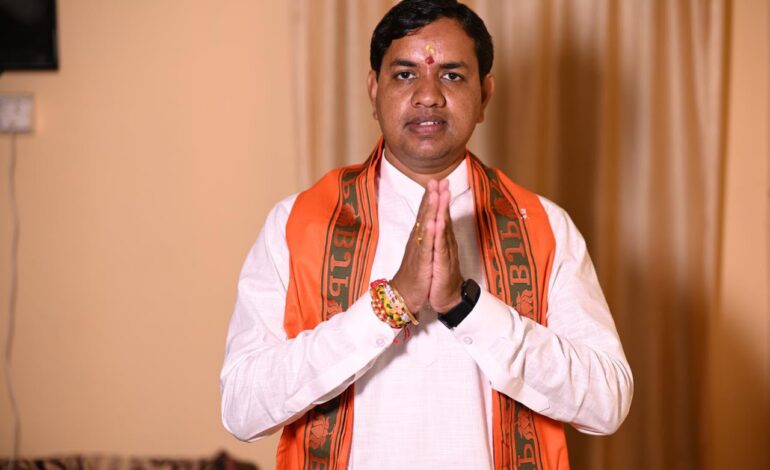 कोरबा के युवा जनसेवक नरेंद्र देवांगन को मिली दुर्ग संभाग की कमान